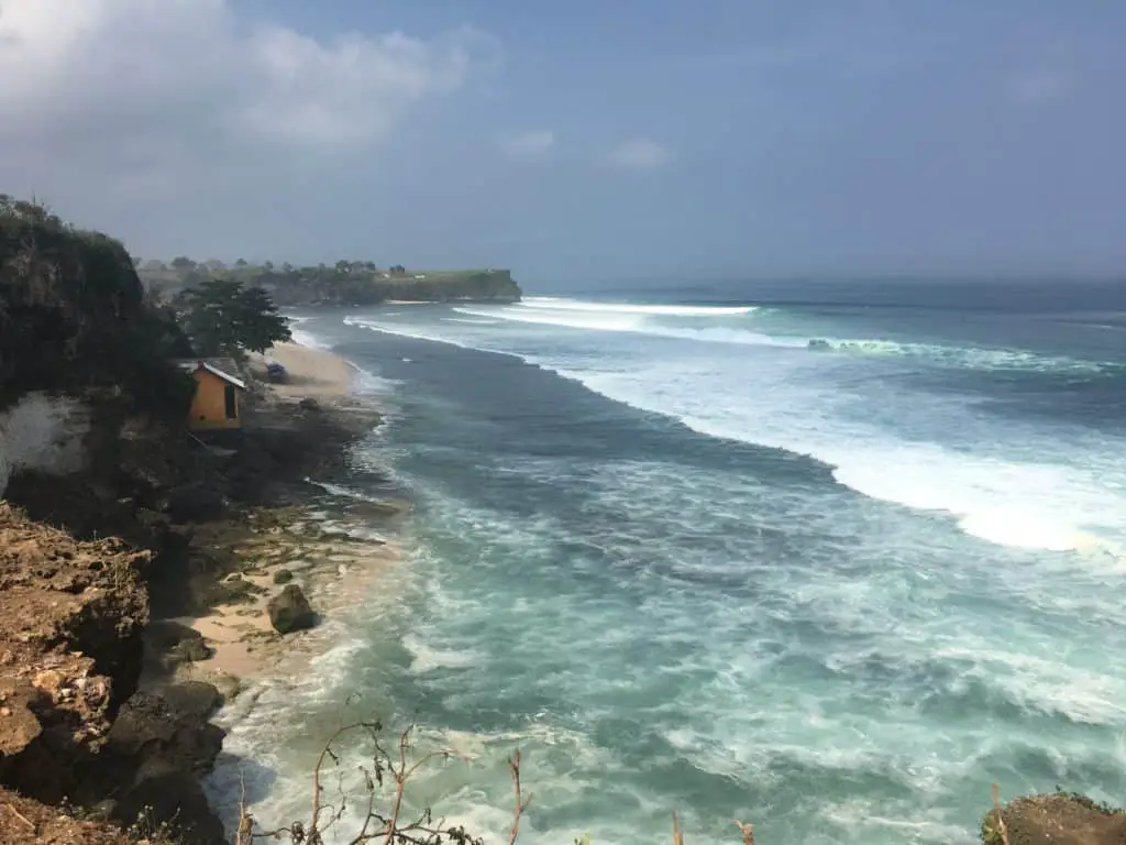 rough seas at Balangan Beach