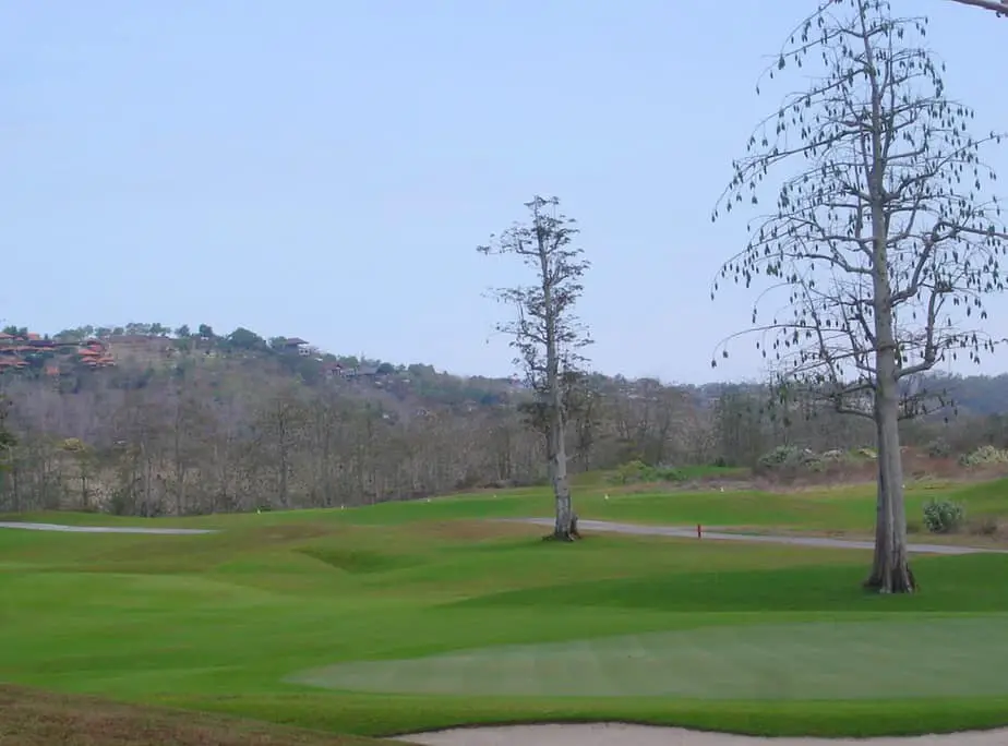 the new kuta golf course in the south of Bali needs water all the time