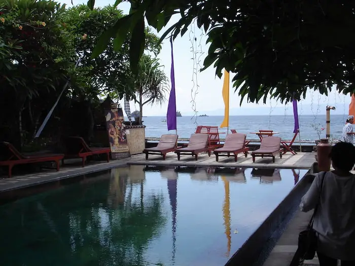 pool at alam asmara dive resort bali