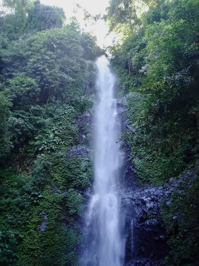 waterfall in Munduk