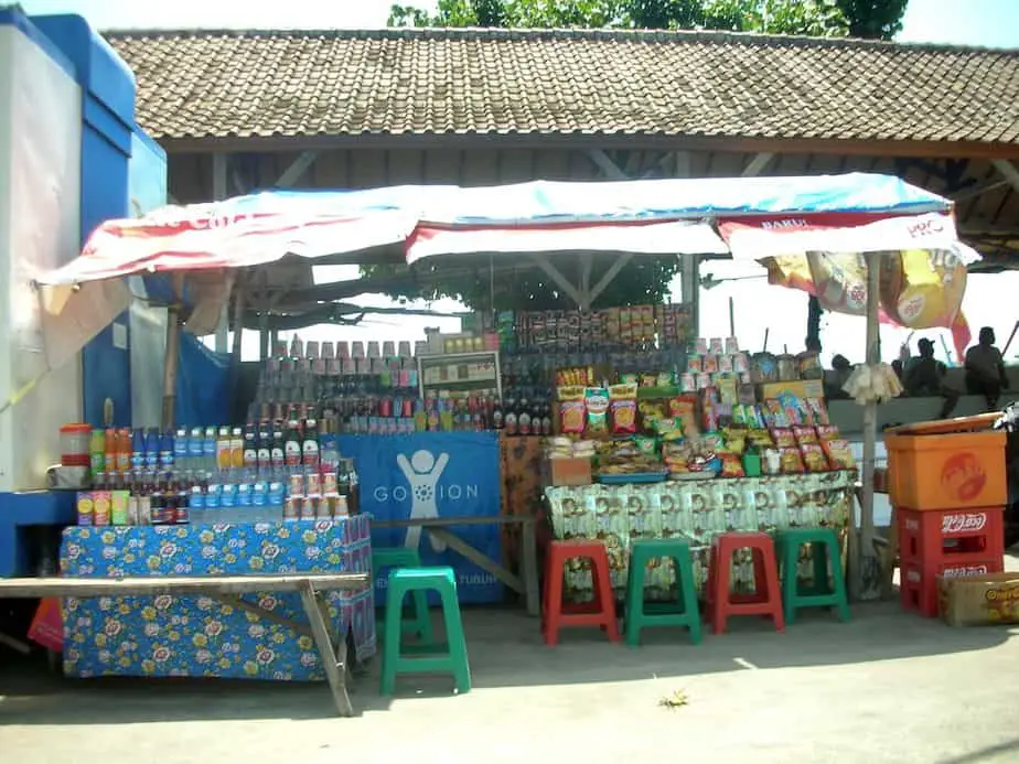 snacks at the ferry terminal in padang bai 