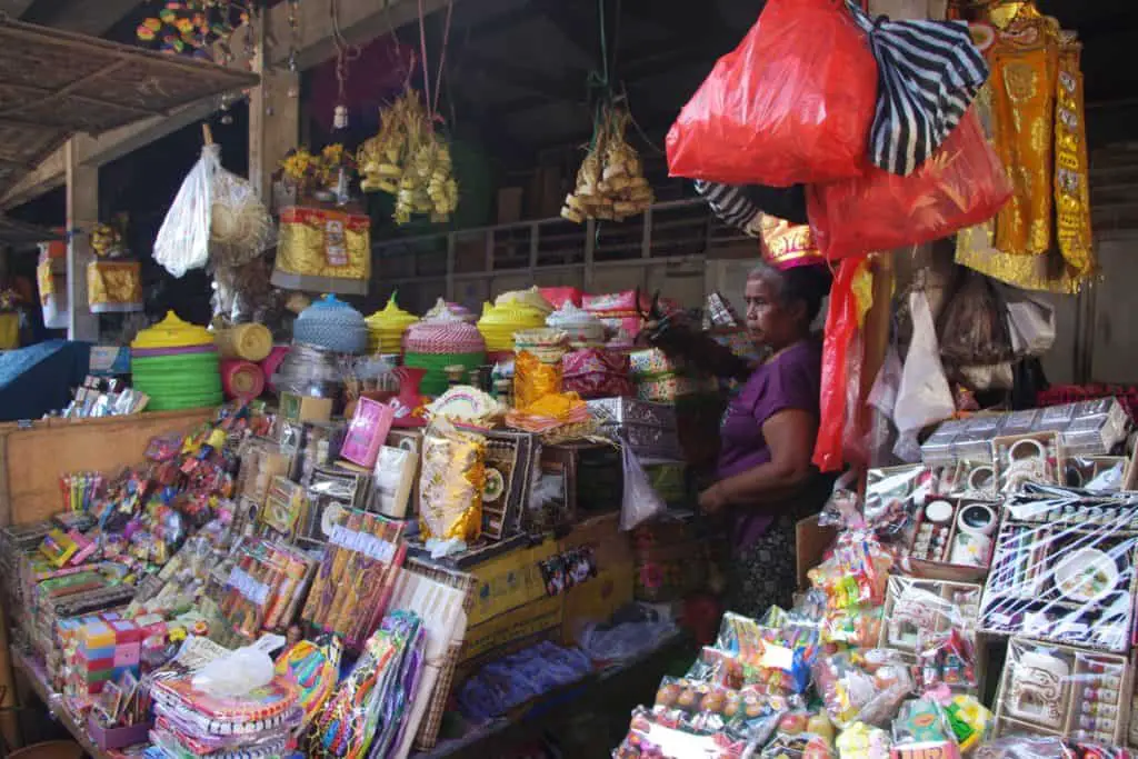 Balinese woman selling souvenirs at the market in Ubud