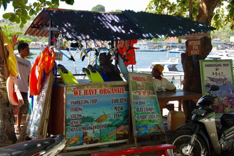 snorkel gear for rent on the beach