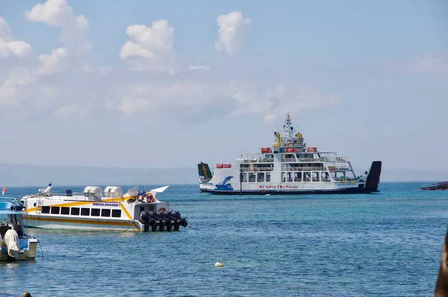 ferry arriving in Padangbai from Lombok
