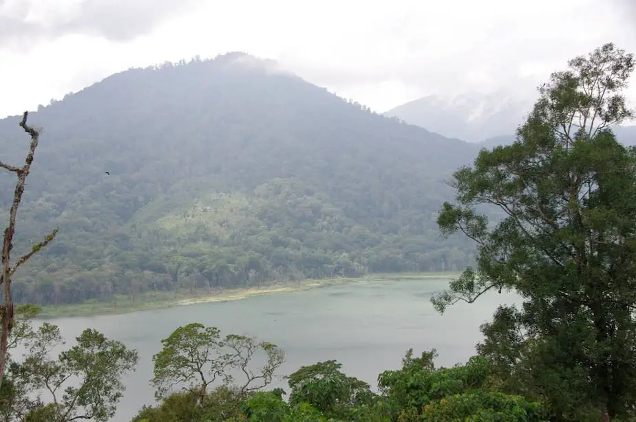 Lake Buyan and Lake Tamblingan near Munduk