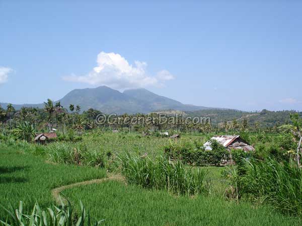 hiking in candidasa bali 