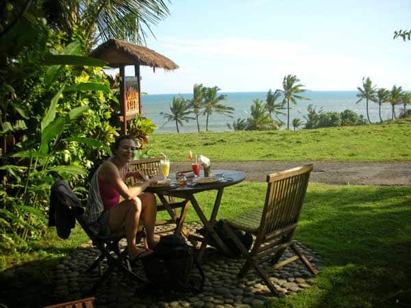 tom's garden cafe restaurant in balian beach bali 