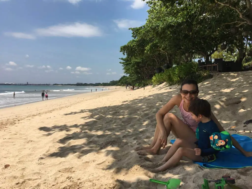 there is enough shade under the trees at the intercontinental resort in Jimbaran