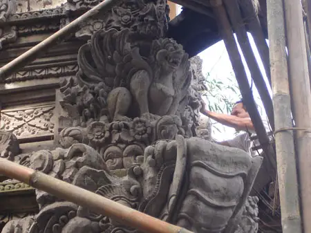 temple maintenance bali indonesia 
