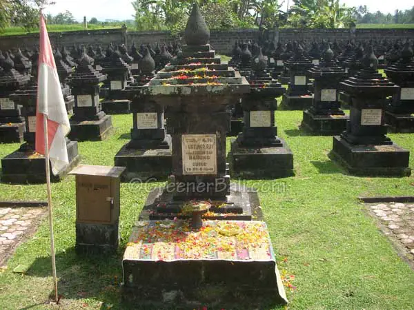 rows of memorials at marga