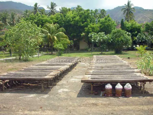 drying pans traditional salt amed 