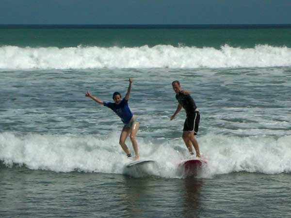 surfing lesson kuta bali