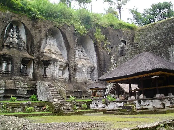 shrines at Tampaksering in Bali