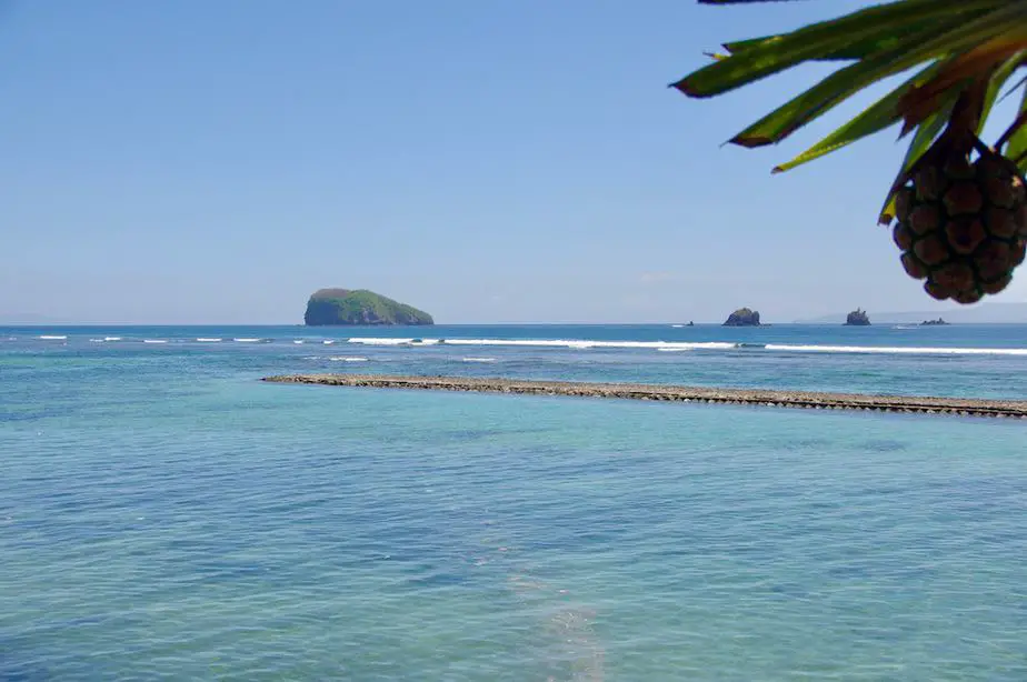 view on the Bay of Amuk and the Mimpang Islands at Candidasa Beach