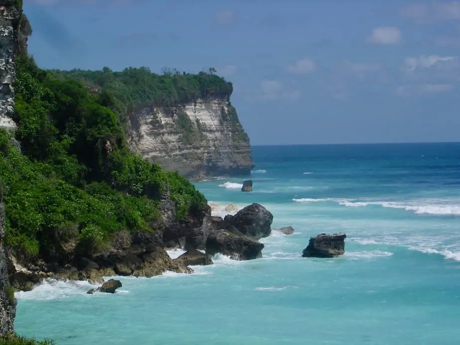 high cliffs at Uluwatu Beach in Bali