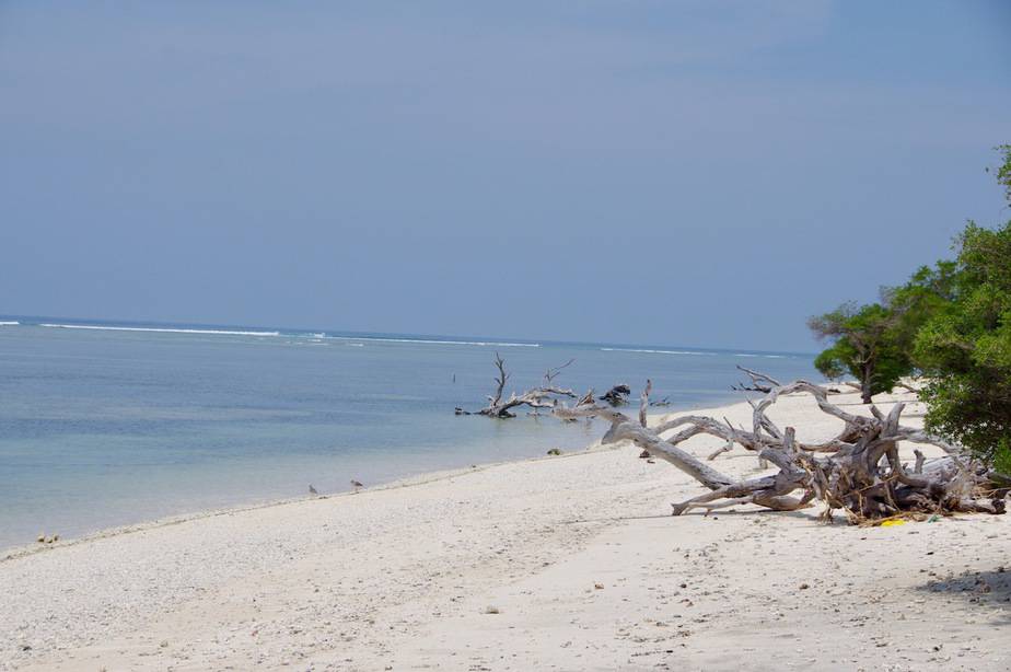 Many beaches on the Gili islands are deserted