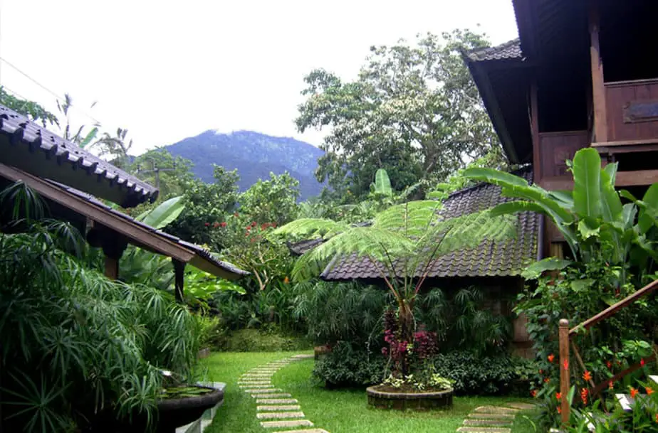 eco accommodation at the Bali Mountain Retreat in Batukaru